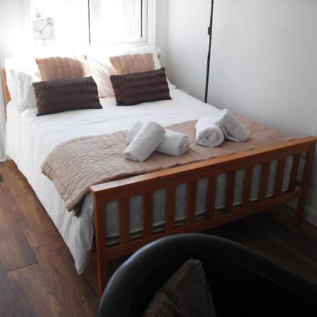 White Horse Studio Apartamento Preston  Exterior foto